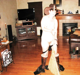 Beth the EXHIBITIONIST