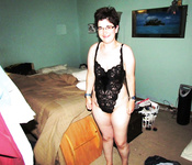 Beth the EXHIBITIONIST