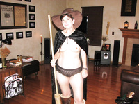 Beth the EXHIBITIONIST