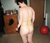 Beth the EXHIBITIONIST