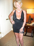 HOT SEXY HORNY GILF