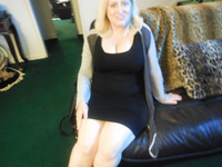Curvy sexy Blonde