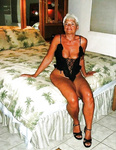 Sexy ass GILF to be shared with BBC