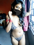 Bengali girl Rini das sexy bikini in oyo(Rahul&Rimi)