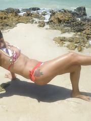 na praia bem gostosinha