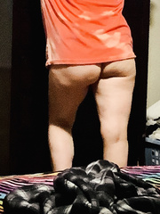 Showing off for your pleasure