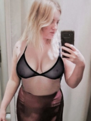 Hubby wants Donna exposed