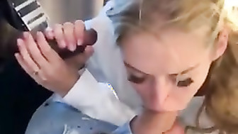 Damn this girl has amazing skills