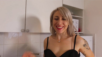 Hot MILF fuck BBC before squirting