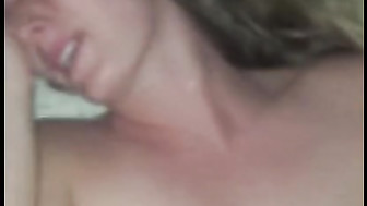 BF RECORDS GF FUCKING 1ST BBC SHE LOVES IT