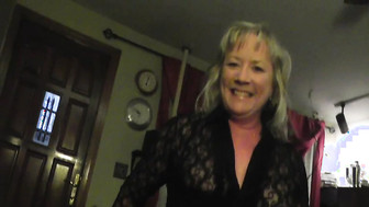 Ms. Chenowitz Shows it All