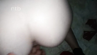 White girl deepthroaths BBC and fucked