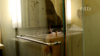 Gorgeous white wife sucks and fucks bbc and swallows his warm jizz