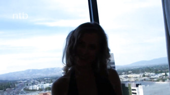 White MILF looked absolutely gorgeous