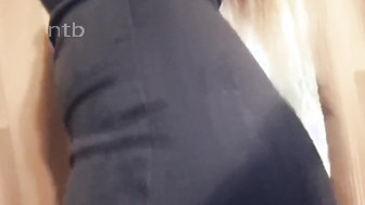 Gorgeous hotwife loves big black cocks