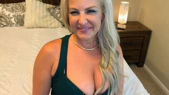 Sexy white blonde MILF gets BBC pounding