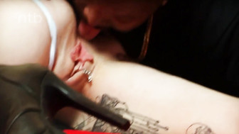 Hung black bull fucks and creams that tight white pussy