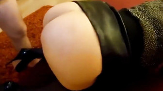 Stunningly Hot Amateur Cuckolding MILF Fucked In Front Of Her Hubby