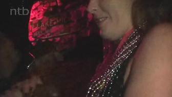 White wife shows that beautiful ass to her black lover and milks his hard dick