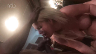 Cuckold white wife was surrounded by dicks