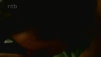 Cuckold white wife sucks hubby's dick while black stud was pounding her pussy