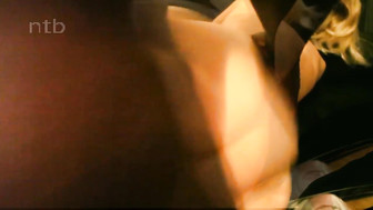 Hung black stud wakes that sexy blond and fucks her bareback