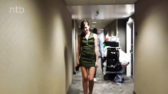 Hot MILF deep throats that bbc and gets fucked bareback