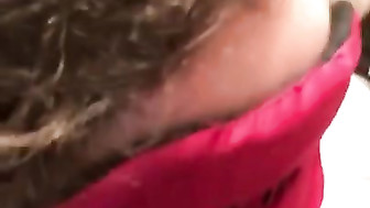 Sloppy deepthroat oral pleasure