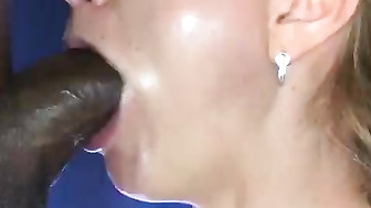 She look really pretty sucking this bbc