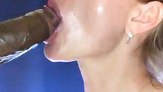 She look really pretty sucking this bbc