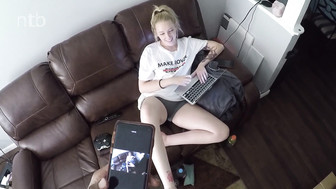 Milky skinned white babe gets that huge black dick bareback in her meaty pussy