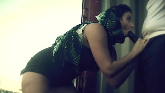 Spraying black bull with milk from those flossy boobs and nasty blowjob after