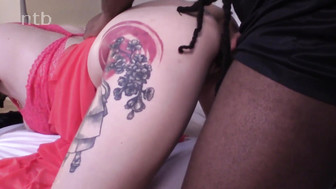 Sexy white babe with huge boobs gets fucked by BBC and sprinkled with cum