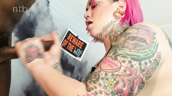 Sexy white babe with great ass and pussy enjoys being fucked by that BBC