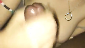 Beautiful GF gives Head