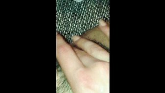 Pussy tickle with Laeni