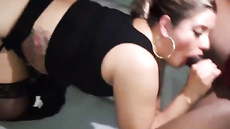 Big Ass HotWife Luvs Sucking BBC