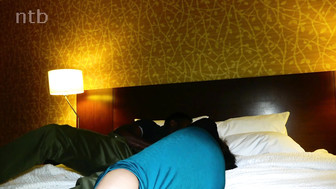 White MILF with fat wedding ring gets some bareback ass and pussy pounding