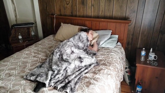 Amateur MILF trying to take a big black cock