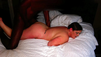 Divorced mom takes huge black cock from behind