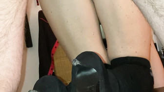 Hausfreund spritzt rein