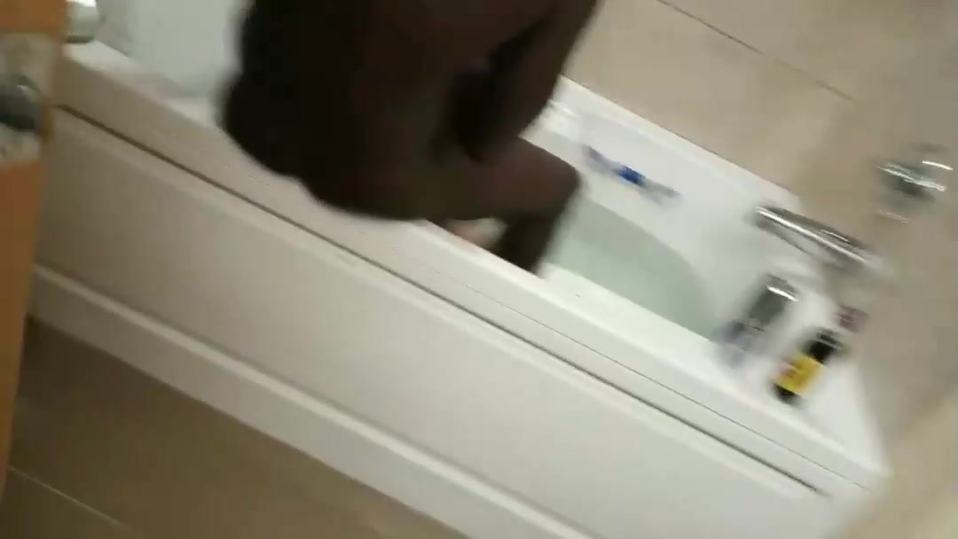 Sexy bitch wife fuck bbc in jacuzzi