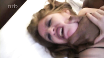 Cuckold white wife squirts hard on BBC that stretched her pussy to the limits