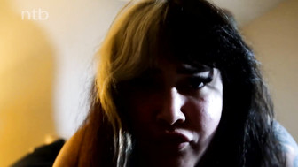 Cuckold white gets hubby's and black lover's big dicks together