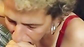 Mom sucks dick better than her 25 year old daughter