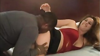 BBW gets her pussy beat up in Motel Room