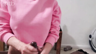 Horny white wife gets some thick black cream inside her bald pussy