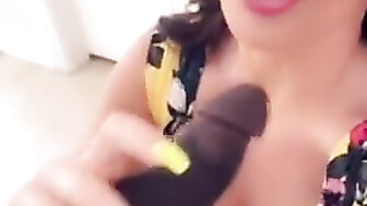 Horny Neighborhood cougar wants a BBC