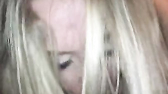 Slutty girl gives head