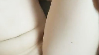 Cute white girl Cums